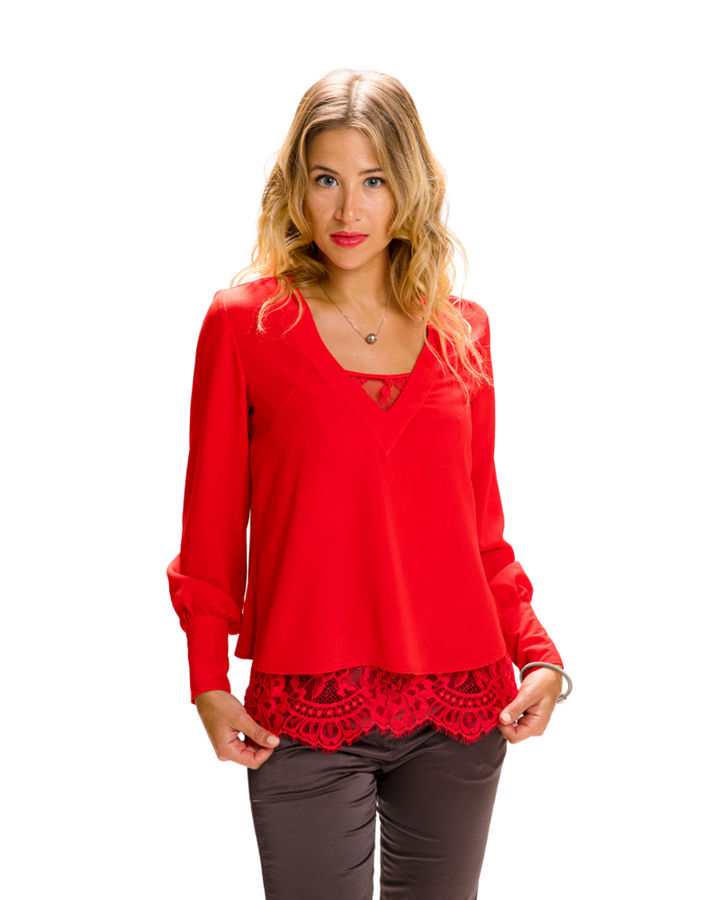 RED V-NECK LACE TOP | Claudia D'Armiento.