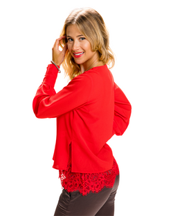 RED V-NECK LACE TOP | Claudia D'Armiento.
