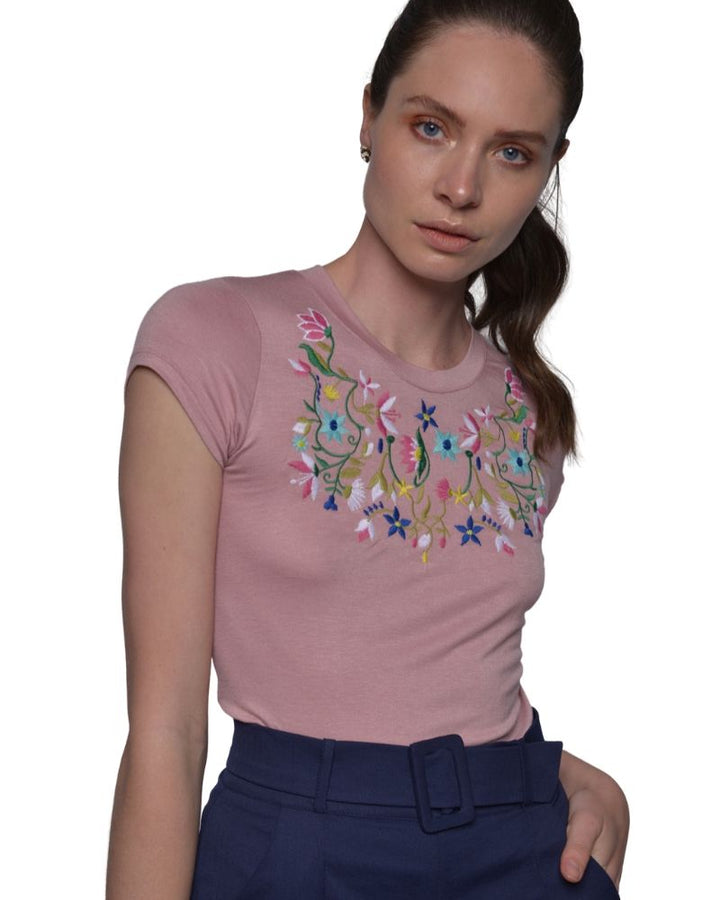 TOP - EMBROIDERED PINK T-SHIRT | Claudia D'Armiento.