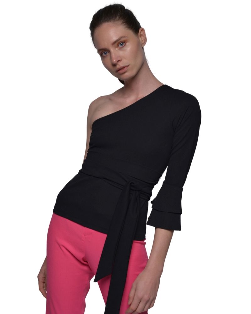ONE SHOULDER BLACK TOP WITH BELL SLEEVE | Claudia D'Armiento.