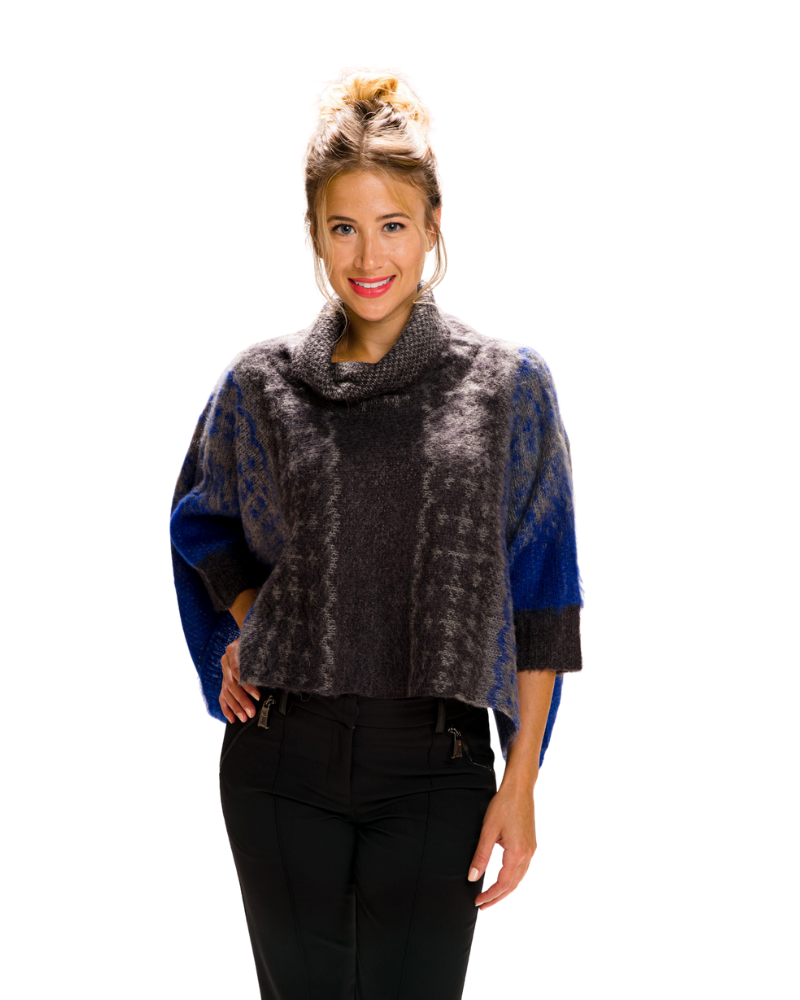 GRAY COBALT SWEATER PONCHO | Claudia D'Armiento.