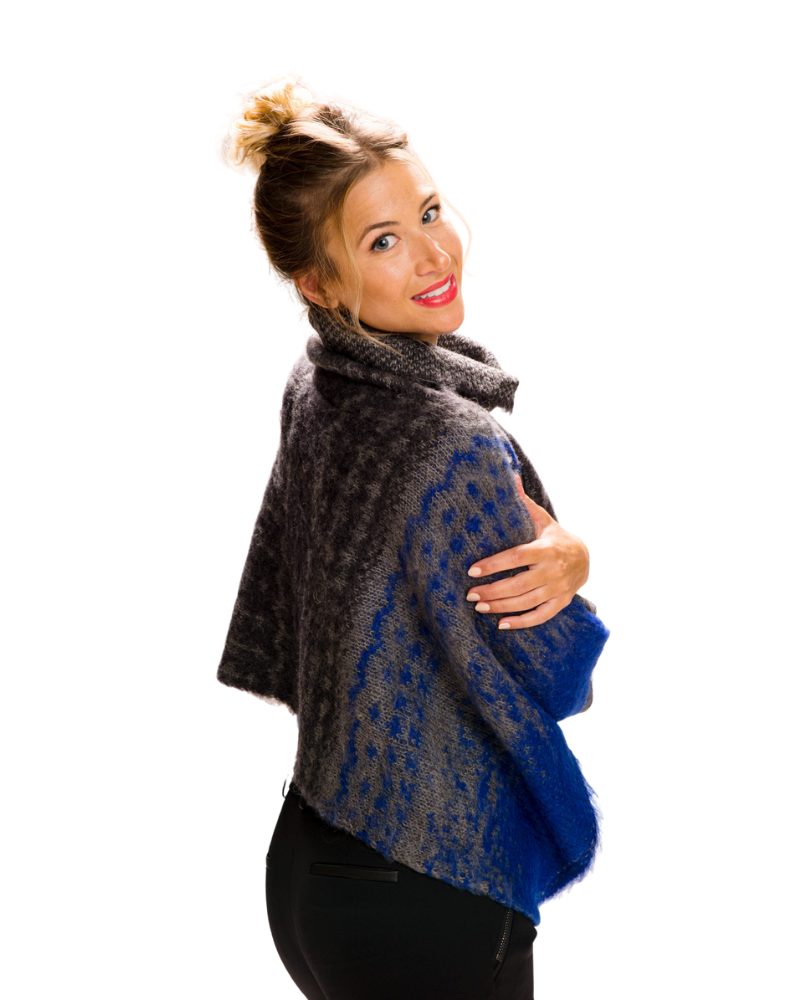 GRAY COBALT SWEATER PONCHO | Claudia D'Armiento.