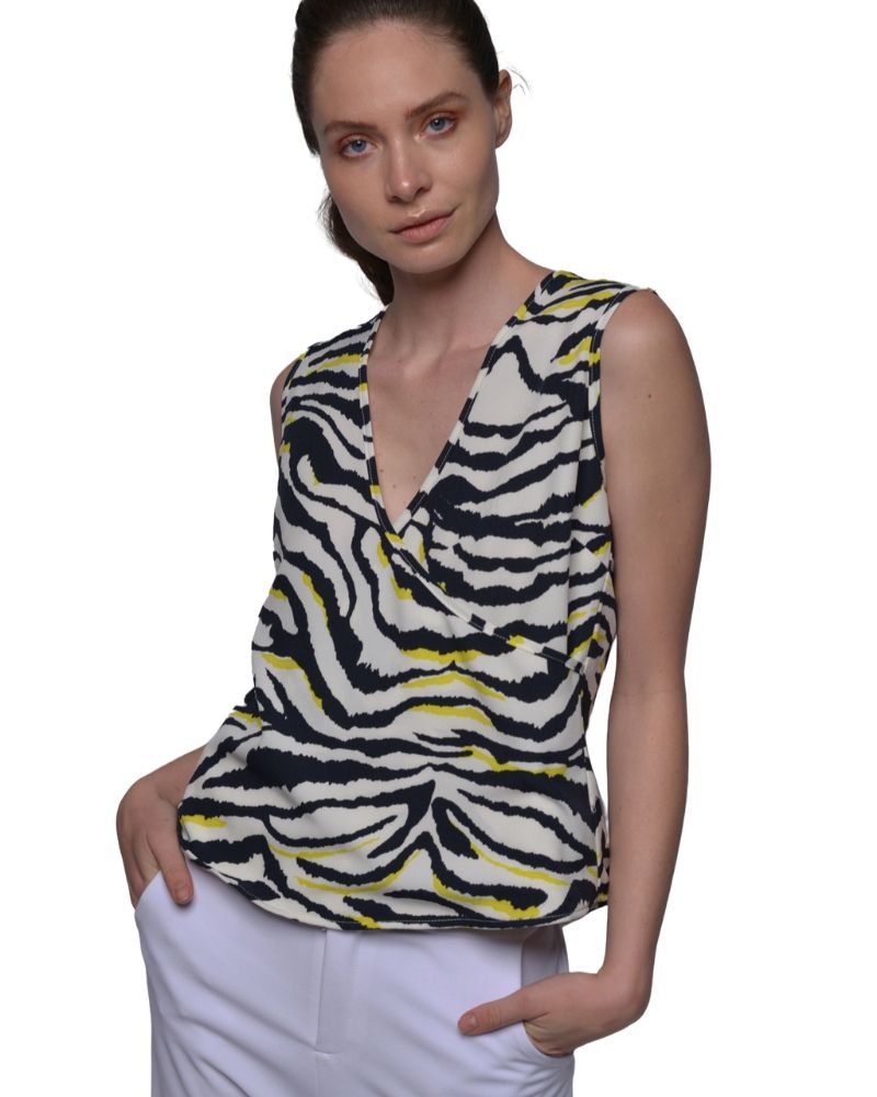 PRINTED TOP WITH V NECKLINE | Claudia D'Armiento.